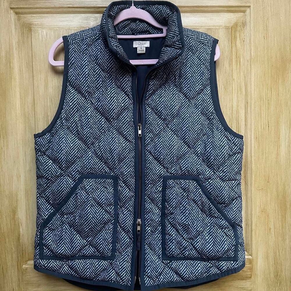 J.Crew Herringbone down Quilted Vest Womens M Navy Black White Full Zip Preppy